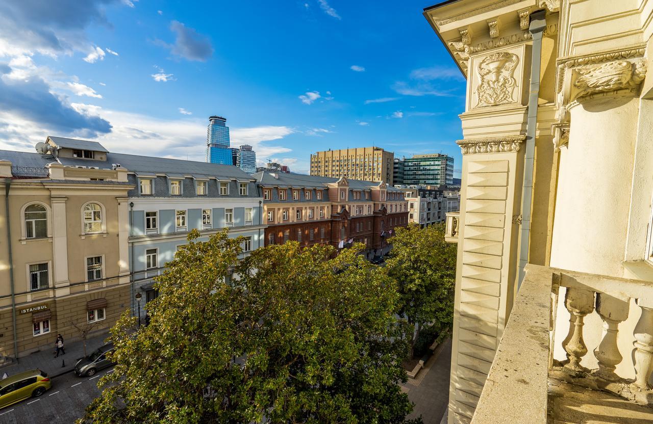Luxury Apartments On Central Avenue 트빌리시 외부 사진