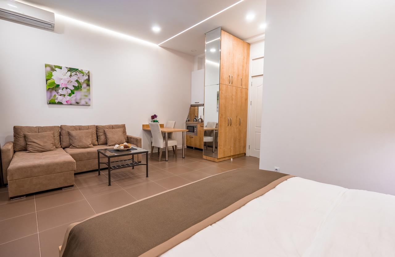 Luxury Apartments On Central Avenue 트빌리시 외부 사진